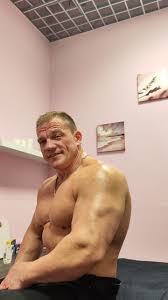 На массаже Иван Козлов ,🏆🏆🏆💪🏻🔥, 🏆 АБС СПб, 🏆 Вице-чемпион России,  🏆Финалист Arnold Classic , Судья, Мастер Спорта💪🏻💪🏻💪🏻