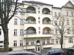 Die gewobag bewirtschaftet in schöneberg rund 3.900 wohnungen. 5 Zimmer Wohnung Berlin Schoneberg Altbau Trovit