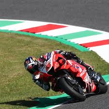 C'est une histoire assez incroyable que vient de révéler johann zarco dans les colonnes du journal italien la repubblica. Johann Zarco L Aime A L Italienne L Equipe