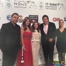 حصل حذاء بوسي شلبي كثيراً من الانتقادات والسخرية من رواد مواقع التواصل الاجتماعي، بعد انتشار صورتها مع مواطنتها. Ø¨ÙˆØ³ÙŠ Ø´Ù„Ø¨ÙŠ Ù…Ø¹Ù„ÙˆÙ…Ø§Øª Ùˆ ØµÙˆØ± Ùˆ Ø§Ù„Ø³ÙŠØ±Ø© Ø§Ù„Ø°Ø§ØªÙŠØ©