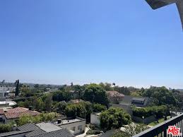 1851 Holmby Avenue, Unit 302, Los Angeles, CA 90025