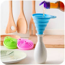 Tous les produits vendus par leroy merlin et par les marchands sont garantis deux ans à compter de la date d'achat. Vanzlife De Qualite Alimentaire Silicone Pliage Retractable Long Cou Entonnoir Creative Menage De Distribution De Liquide M Liquid Oil Utensil Set Kitchen Sale
