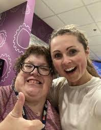 Diane Coderre's Instagram, Twitter & Facebook