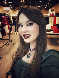 Photographer James Korn I really miss having a ball python 🐍🖤✨