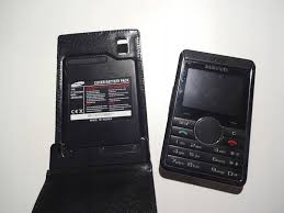 Samsung P310 z dodatkową baterią w etui ...