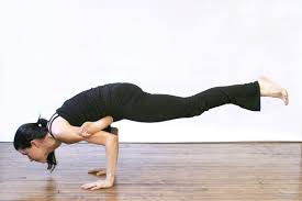 Flying Crow Pose Eka Pada Galavasana Yoga Poses Advanced Crow Pose Yoga Today