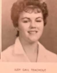 Sonya Shearer's Instagram, Twitter & Facebook