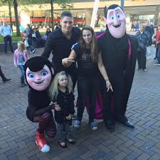 Rico Verhoeven On Twitter With The Family To The Premiere Of Hotel Transylvania 2 Thnx To Charlyluske Fun Familytime Vampiregirls Http T Co Xkn9x3omsp