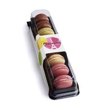 Beat in white sugar and continue beating until egg whites are glossy, fluffy, and hold soft peaks. Blister Mit 8 Macarons 12g Patisserie Familie Katalog Bridor Site