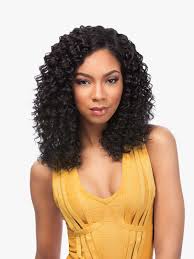 Loosening waves with fingers makes hair more relaxed. Deep Wave Sensationnel