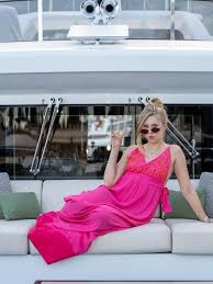 Ela fingiu ser rica na internet e acabou virando: Peguei um jatinho