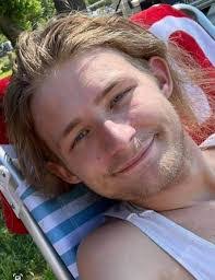 Austin Merriman's Instagram, Twitter & Facebook