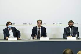 Vrijdag om 15u staat opnieuw een overlegcomité gepland, mét verstrengingen. Consultative Committee Will Announce Latest Measures From 6 00 Pm