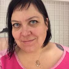 Lori Fossum's Instagram, Twitter & Facebook