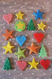 Vous pouvez aussi recouvrir votre plan de travail de papier sulfurisé. Diy Deco La Recette Facile De La Pate A Sel Pour Faire Des Decos De Noel C Est Bientot Noel Enfin Pas Tout De Suite
