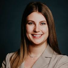 Andrea Fetzer's Instagram, Twitter & Facebook