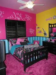 Hannah Has This Bedset Cute Idea For Paint Cutekidbedroomsteenrooms Monster High Bedroom Decor Monster High Room Glamorous Bedroom Decor
