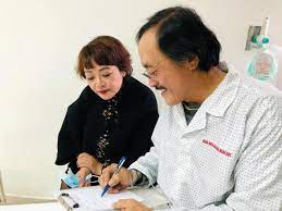 May 30, 2021 · đầu năm nay, nghệ sĩ giang còi phát hiện bị ung thư hạ họng giai đoạn 3 và đã di căn. Nghá»‡ SÄ© Giang Coi Bá»‹ Ung ThÆ° Di CÄƒn Tá»« Chá»'i Hoa Trá»‹