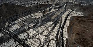 وادي م نى أكبر شعائر الحج مساحة والوادي الأهم للمسلمين pilgrimage city photo aerial
