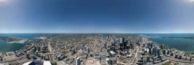 Views from here are fantastic, but not that different than the decks below. Aussicht Vom Skypod Des Cn Towers 360 Panorama 360cities