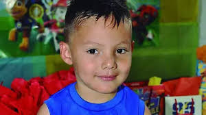 Pastel y piñata para Alan