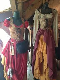 Autumn At The Ren Faire Lyn Thorne Alder On Patreon Renaissance Festival Costumes Renaissance Festival Outfit Renaissance Fair Costume