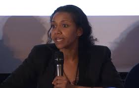 تحل الفنانة نهلة سلامة اليوم ضيفة في برنامج شيخ الحارة والجريئة مع المخرجة إيناس الدغيدي، ويُذاع اللقاء على قناة القاهرة والناس. Nahla Mahmoud Wikipedia