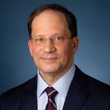 Travelers VP, Chief Compliance Officer for Claim and Associate Group  General Counsel Katie (Pak) Roh recently accepted a position