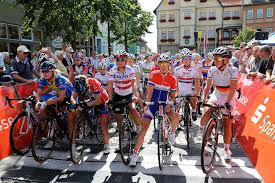 May 26, 2021 · arthur kluckers (l.) im gespräch mit freund michel ries. Fur Freunde Des Frauenradsports Vogtlandspiegel