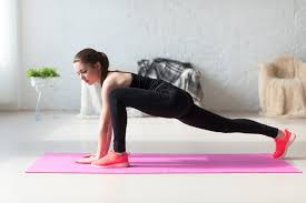 Adriene hosts the youtube channel, yoga with adriene, an online community of over 9 million she publishes free yoga videos and has a library of over 500 free videos and growing. Home Workouts Mit Youtube Videos Blogilates Im Praxistest Amicella De