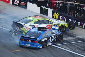 There's no speed limit on the pit lane. Jimmie Johnson Says Enforcing Nascar Pit Road Speed Is Logical Sports Gwinnettdailypost Com