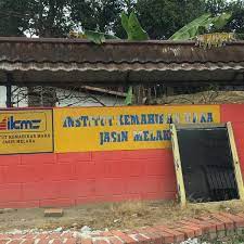 0 ratings0% found this document useful (0 votes). Photos At Ikm Jasin University In Jasin