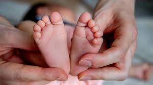 Dann haben wir hier genau die richtigen tipps für dich. Elfjahrige Bekommt Baby Und Ist Damit Jungste Mutter Grossbritanniens Stern De