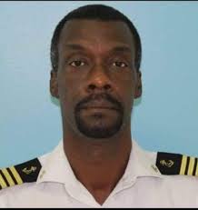 A proud moment for ALL of us Kittitians and Nevisians🇰🇳🇰🇳🇰🇳 Icon of  the Seas, the World's Largest Cruise Ship 🚢 is in Basseterre, St.  Kitts🇰🇳 the SMALLEST Island in the Western Hemisphere.