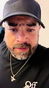 Camilo Alba's Instagram, Twitter & Facebook