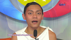 Pag-freeze ni Esnyr, 'di tumalab kay Ralph! #shorts