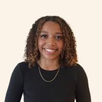 Aleesha Brown's Instagram, Twitter & Facebook