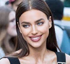 6,859,375 likes · 1,895 talking about this. Irina Shejk V Zmeinom Kupalnike Pokazala Chem Nagradila Priroda Spelye I Uprugie Ukrainianwall Com
