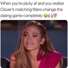 And what better way to still go on a date and social distance than by #applepicking ! Stop Dating The Wrong People Funny Mom Memes Mom Memes Memes Sarcastic