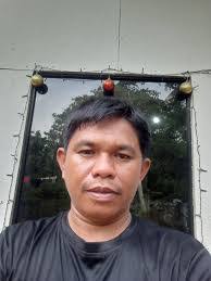 Ricardo Guevarra's Instagram, Twitter & Facebook