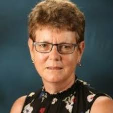 Lorraine Barton's Instagram, Twitter & Facebook