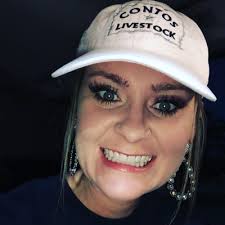 Amanda💜 (amandavthiel@)