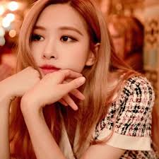 Ig Rose Changed Her Instagram Profile Picture New Profile Pic Blackpink Rose Blackpink