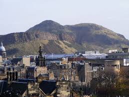 Pin By Alexa Ispas On Edinburgh Edinburgh Castle Arthurs