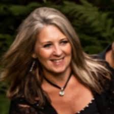 Feeling Grateful. Sitting in a room of 40+ incredibly talented and  inspiring Chamber Executives over the last few days was already an honour.  To then be chosen as the recipient of the