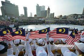 Segala perancangan dan persiapan untuk sambutan dilakukan seminggu sebelum sambutan iaitu aktiviti sepanjang bulan kemerdekaan. Sambutan Hari Kemerdekaan 2017 Disambut Gilang Gemilang