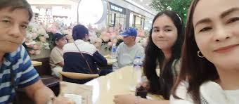 Cravings for chocolate cake so yummy at SM #fblifestyle  #hilightseveryonefollowers