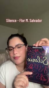 Silence Flor Salvador Modelo Personajes