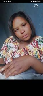 Ek het die een geleen, dit is SÓ mooi .. Psalm 121... 'n Gebed. Ek kyk op  na die berge in my pad. Berge wat die lewe sommer self voor my kom