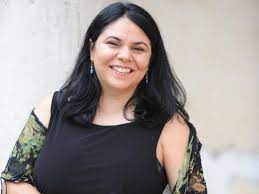 Pushkin press has sold north american rights to penguin books us for how to be a fascist by italian author and politician michela murgia. Michela Murgia Cappellacci Lo Schettino Della Politica Sarda Notizie Politica Cagliaripad